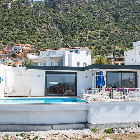 Halal Honeymoon Villa Kas